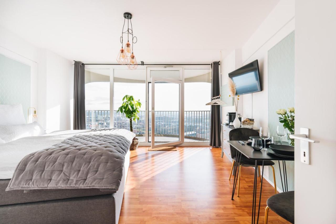 Great City View I 26 Floor I Netflix And Boxspringbed Augsburg Eksteriør bilde
